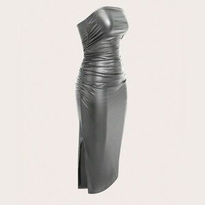 Elegant Silver Strapless Dress